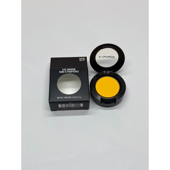 MAC Eye Shadow Matte Chrome Yellow - Picture 2 of 4